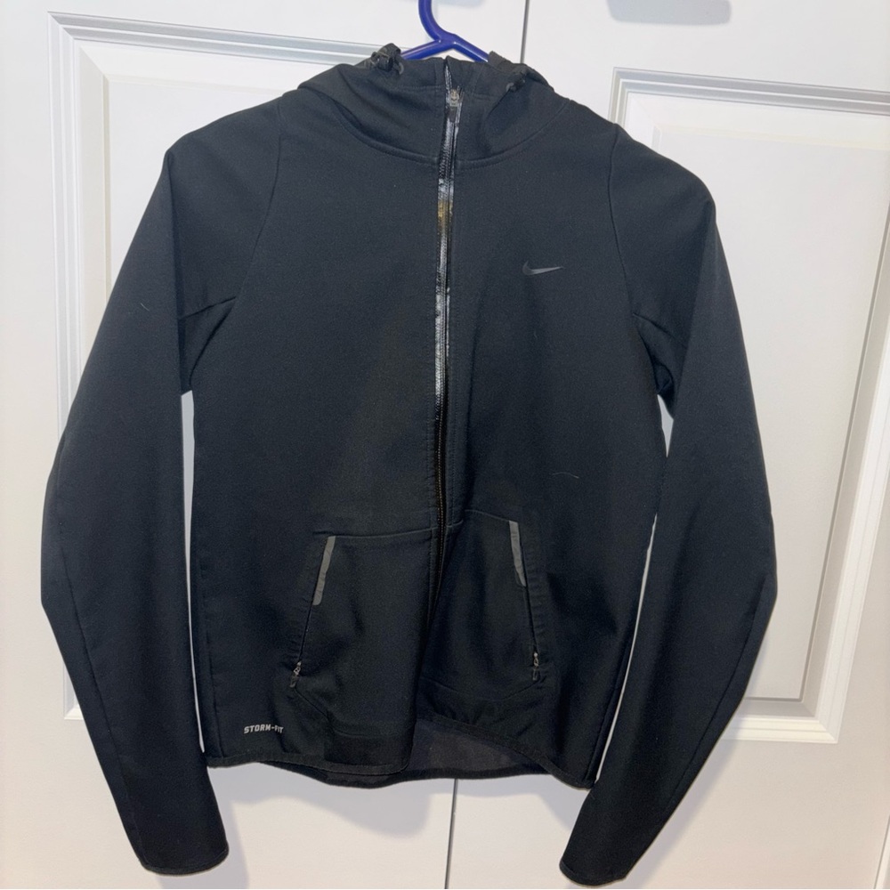 Nike Storm Fit Zipup Jacket